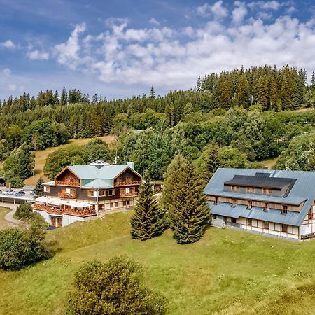 Hotel Zatisi Špindlerŭv Mlýn Exteriör bild