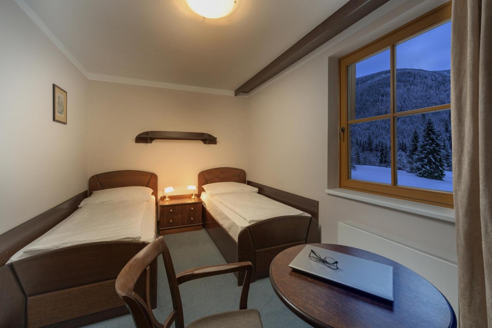Hotel Zatisi Špindlerŭv Mlýn Exteriör bild