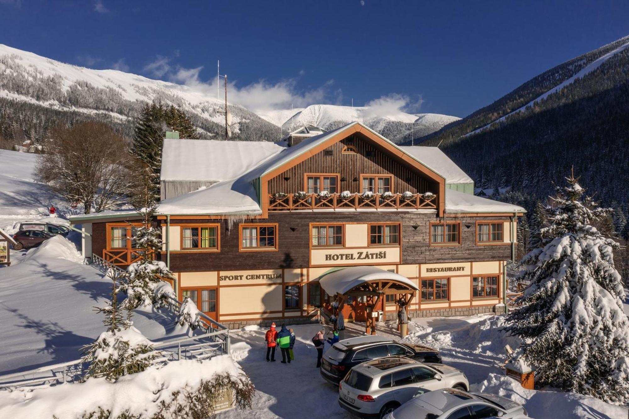 Hotel Zatisi Špindlerŭv Mlýn Exteriör bild