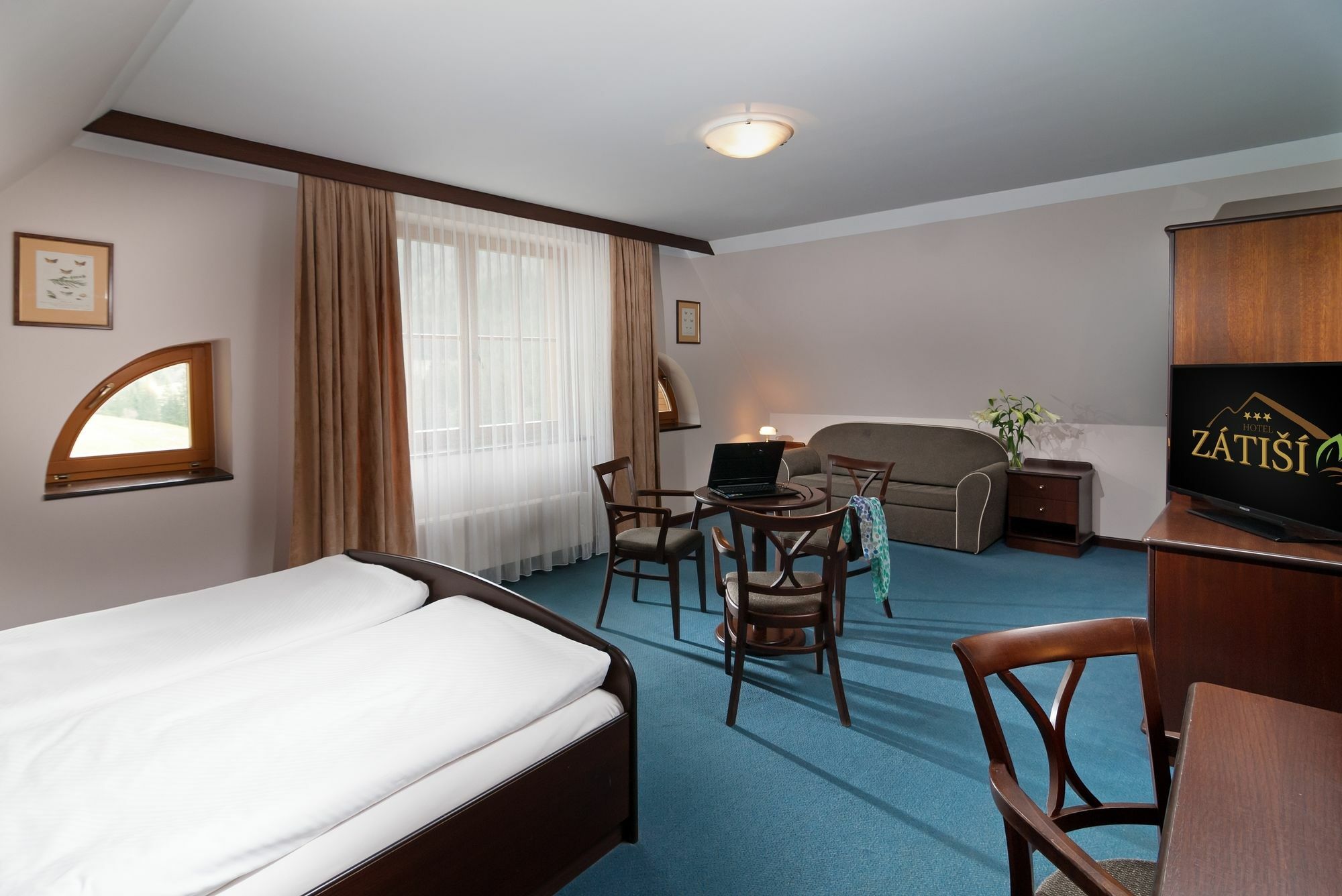 Hotel Zatisi Špindlerŭv Mlýn Exteriör bild