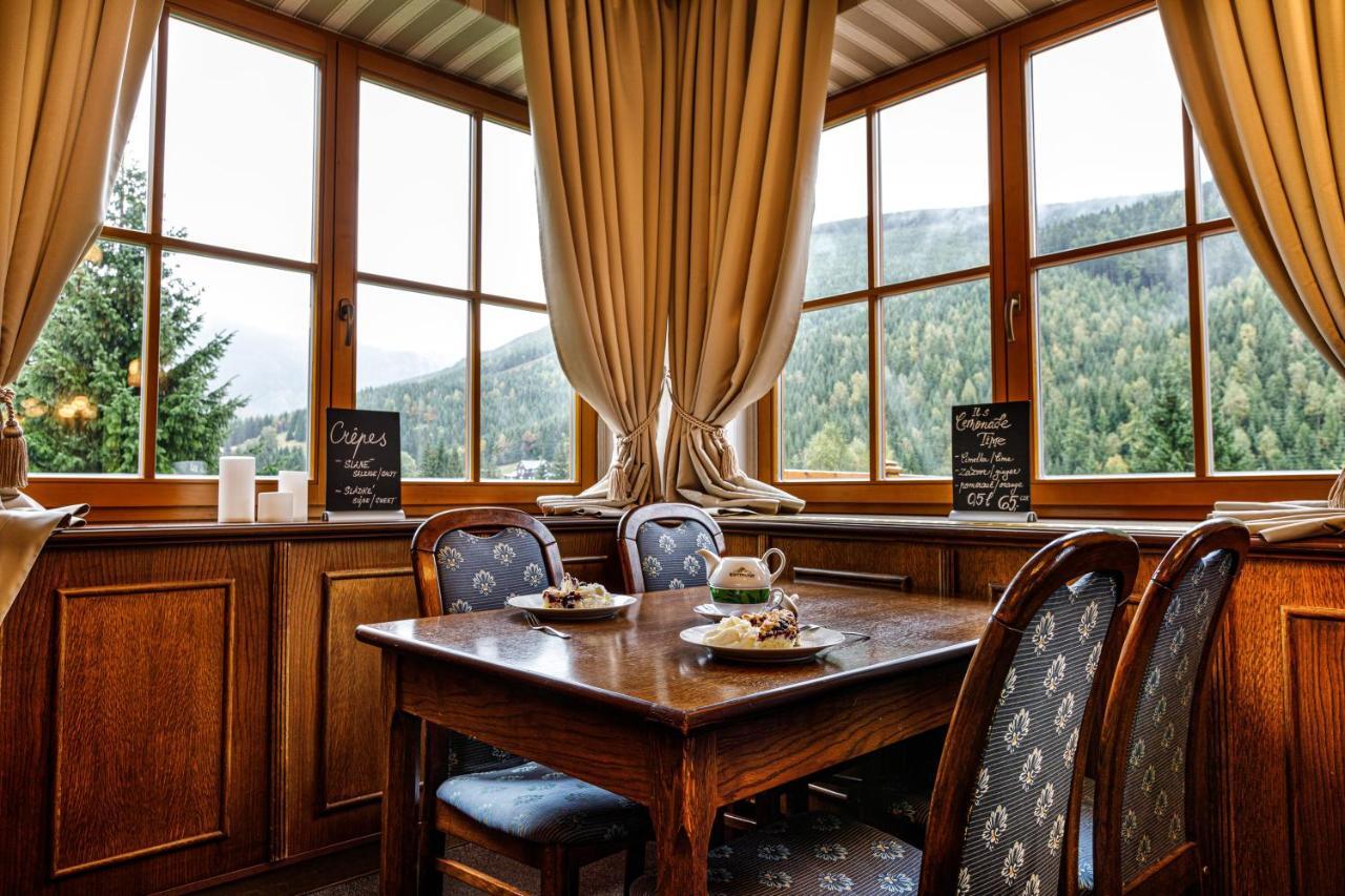 Hotel Zatisi Špindlerŭv Mlýn Exteriör bild